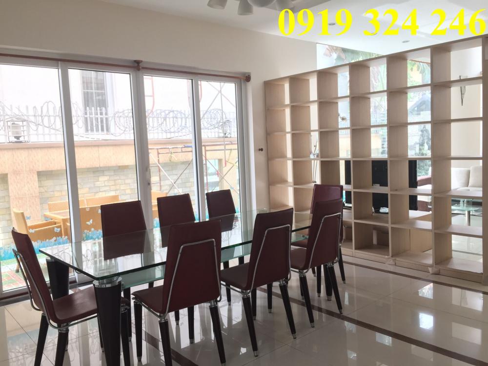 Cho thuê villa Thảo Điền 5PN, đầy đủ nội thất, giá 94.5 triệu/th
