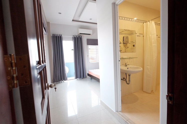 Cho thuê căn hộ dịch vụ cao cấp 1 phòng ngủ riêng biệt tai Nguyễn Cảnh Chân, quận 1