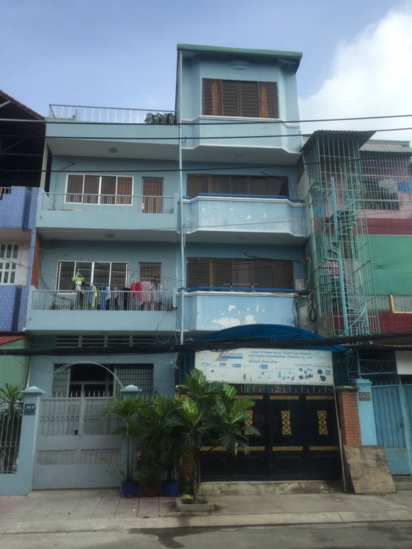 Cho thuê nhà mặt tiền đường Trần Văn Đang, phường 9, quận 3.