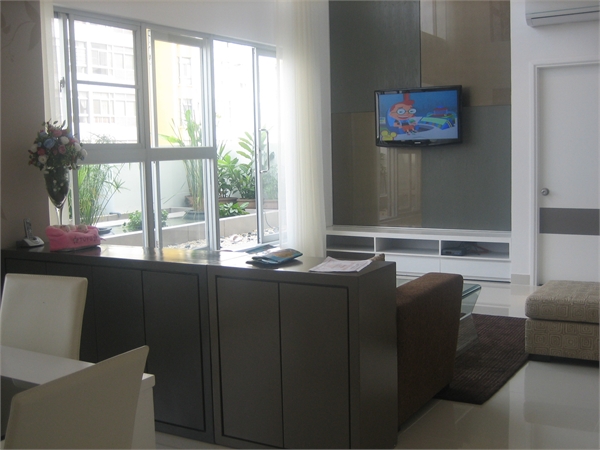 Cho thuê căn hộ chung cư tại Phú Hoàng Anh, diện tích 88m2, nội thất đầy đủ, giá 11 triệu/tháng.