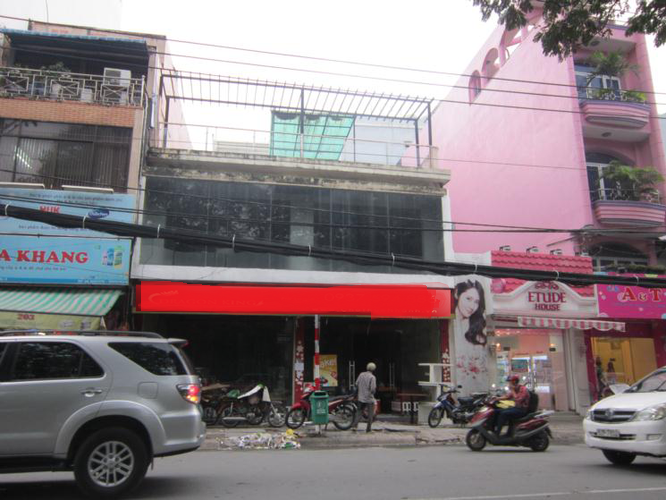 Cho thuê nhà MT Nguyễn Thái Sơn, Q. Gò Vấp, DT 8,3x36m, NH 10m, nhà cấp 4
