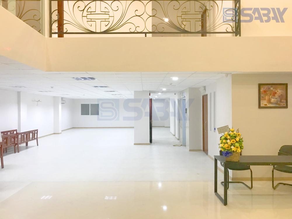 Cho thuê văn phòng SaBay Tower đường Yên Thế, DT 200m2/sàn, giá 340.000đ/m2, LH 0933510164