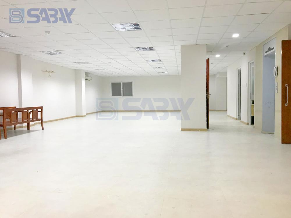 Cho thuê văn phòng SaBay Tower đường Yên Thế, DT 200m2/sàn, giá 340.000đ/m2, LH 0933510164