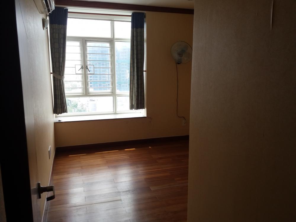Cho thuê căn hộ Hoàng Anh Gia Lai 3, căn 2 phòng ngủ, nội thất dính tường, giá 8 tr/th, lầu cao