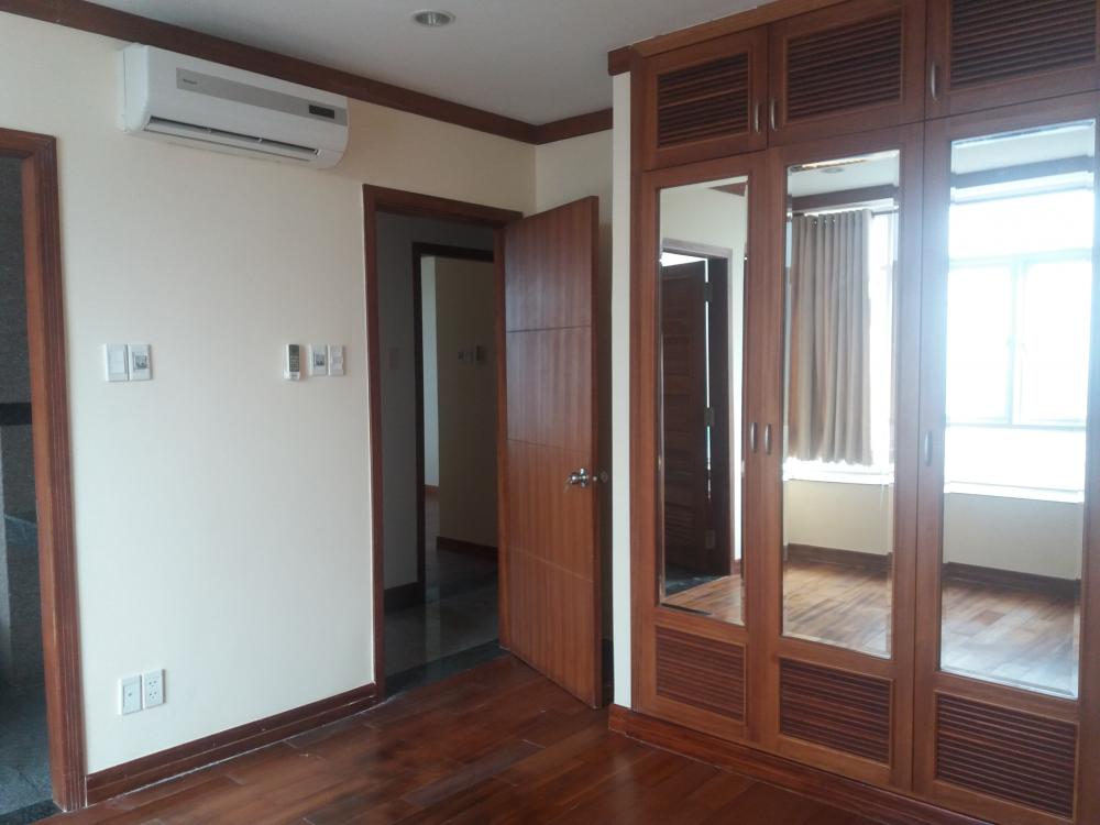 Cho thuê căn hộ Hoàng Anh Gia Lai 3, căn 2 phòng ngủ, nội thất dính tường, giá 8 tr/th, lầu cao