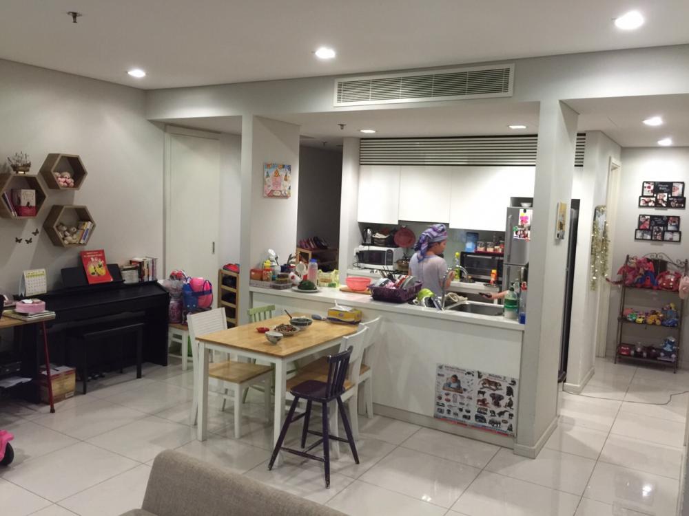 Cần cho thuê giá tốt căn hộ Bông Sao mới quận 8, diện tích 67m2, gồm 2 phòng ngủ, 2 toilet