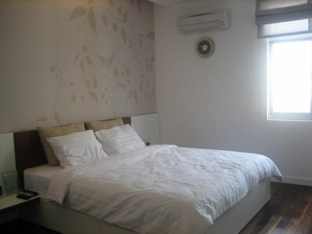 Cho thuê căn hộ Hoàng Anh Gia Lai 3, diện tích 100m2, nội thất đầy đủ, lầu cao, view thoáng, giá 11 triêu/tháng.