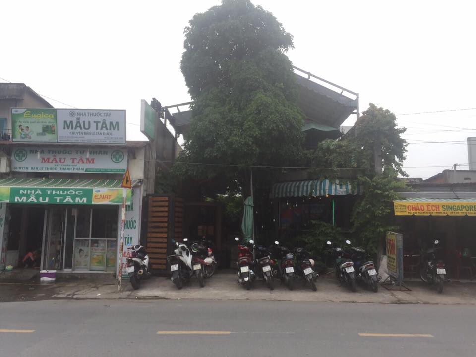 Cho thuê nhà mặt tiền ngay ngã 3, khu kinh doanh sầm uất Nguyễn Duy Trinh, DT 8x30m