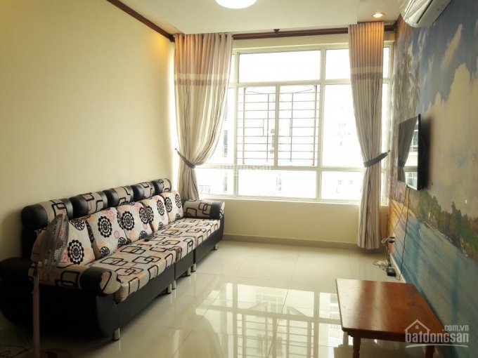 Cho thuê căn hộ Phú Hoàng Anh nhà đẹp nội thất cơ bản, diện tích 88m2, giá 8.5tr/tháng.
