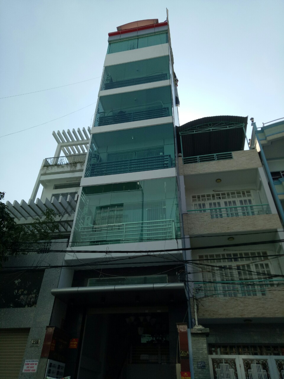 Văn phòng cho thuê giá rẻ Quận 1,(40m2),25A Mai Thị Lựu , LH: 0934 497 990 (Lâm)
