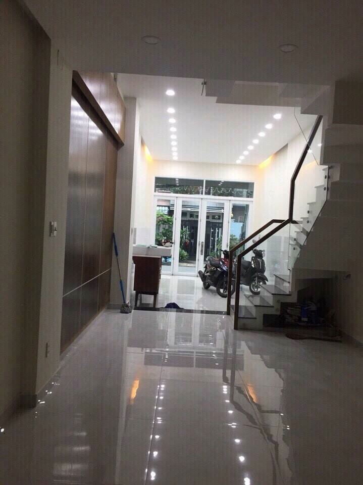 Nhà đẹp full nội thất MT Lê Lâm 4x20m 4 tầng 17tr/th P.Phú Thạnh, Q.Tân Phú
