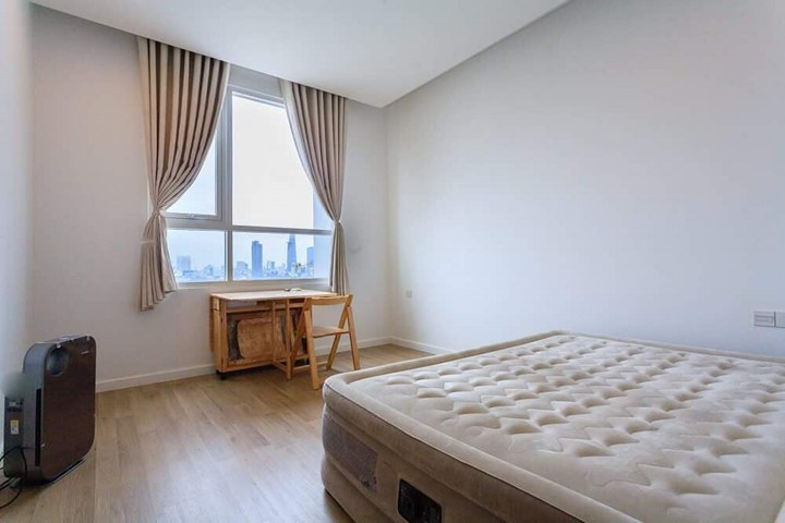 Cho thuê gấp căn hộ Sarimi Sala 2 phòng ngủ, view bitexco cực đẹp, giá siêu rẻ 19 triệu/tháng