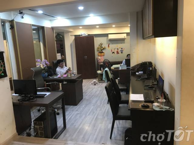 Cho thuê nhà mặt phố làm văn phòng công ty Đường Nguyễn Văn Nguyễn, Phường Tân Định, Quận 1, Tp.HCM diện tích 250m2  giá 38 Triệu/tháng