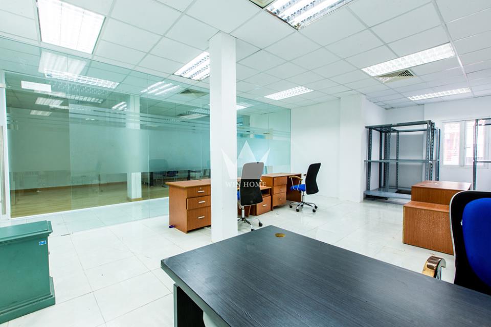 Văn phòng cho thuê quận Phú Nhuận rộng 40m2, giá 11tr/th, Nguyễn Kiệm