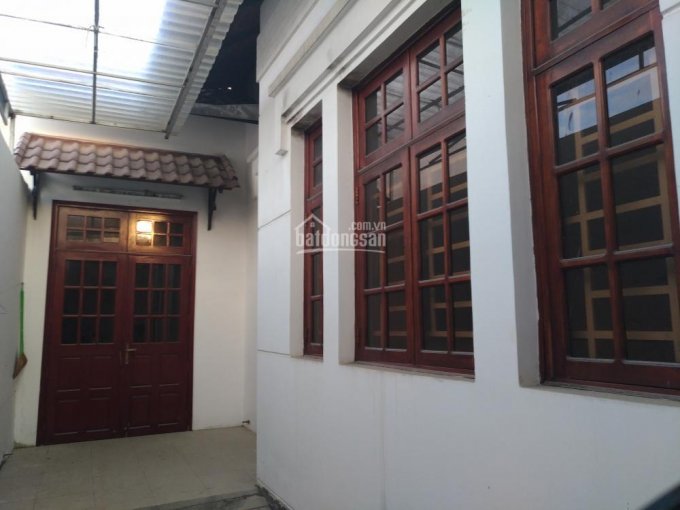 Cho thuê nhà mới đẹp mặt tiền Huỳnh Tấn Phát 300m2, 30 tr/tháng, ngay chợ Phú Xuân. Làm VP, nhà trẻ