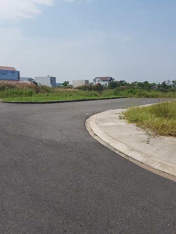 Cho thuê đất 1.414m2 (20m x70m) tại phường Hiệp Bình Phước, Quận Thủ Đức
