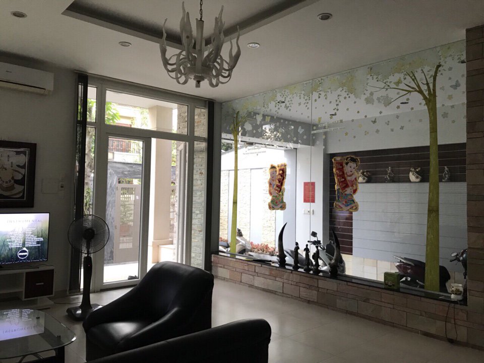 Cho thuê biệt thự KDC Trung Sơn, DT 12x20m, full nội thất giá 45 triệu/th