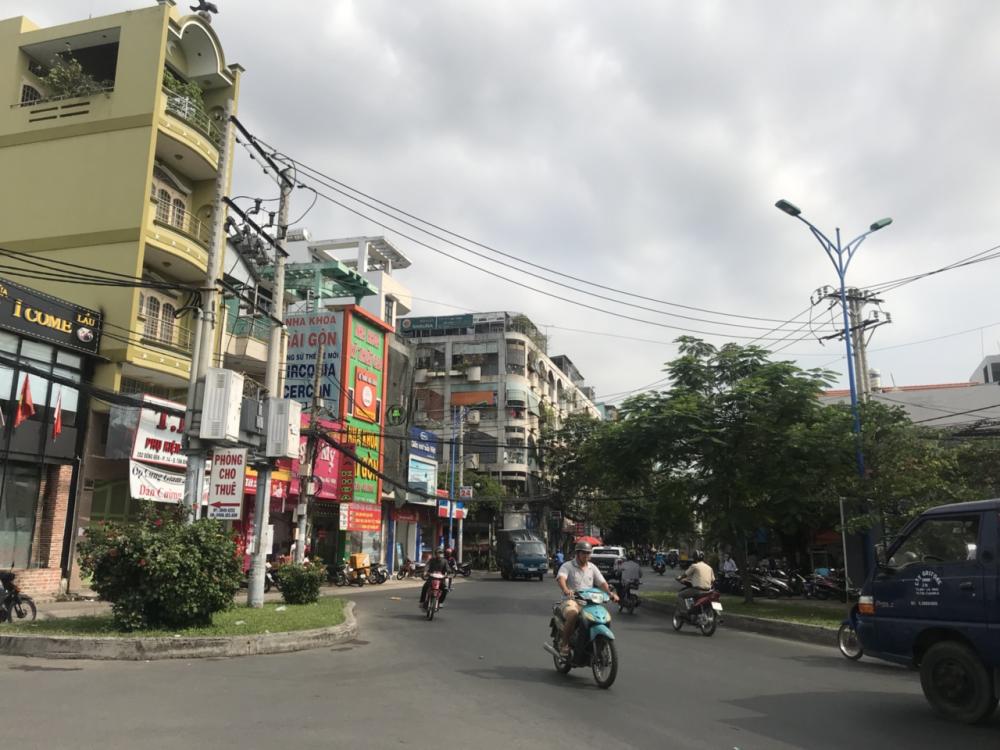 Cho thuê nhà góc 2 mặt tiền số 204 - 206 Đồng Đen, quận Tân Bình