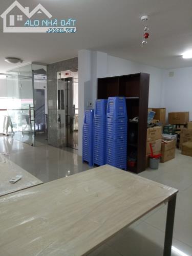 Văn phòng cho thuê giá rẻ 30m - 55m đường Bạch Đằng, Tân Bình