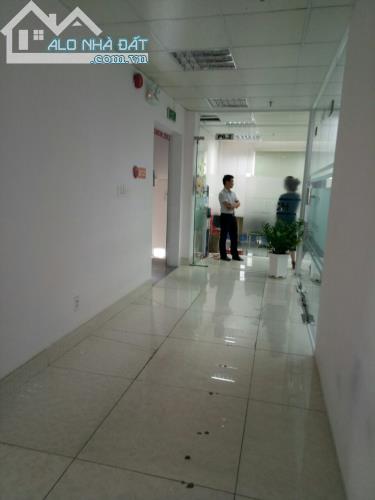 Văn phòng cho thuê khu vực Nguyễn Trãi ,Quận 1 ( 60m2 )