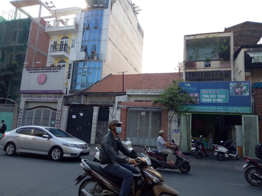 Cho thuê nhà mặt phố tại Đường Huỳnh Văn Bánh, Phú Nhuận, Tp.HCM DT  8x19, c4 giá 55 Triệu/tháng