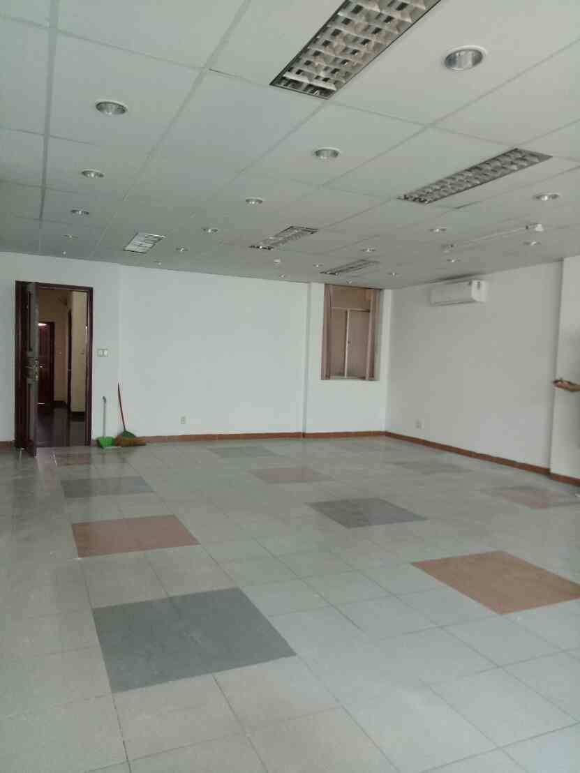 Cho thuê văn phòng tại đường Nam Quốc Cang Q. 1, DT 60m2, giá 336 nghìn/m2