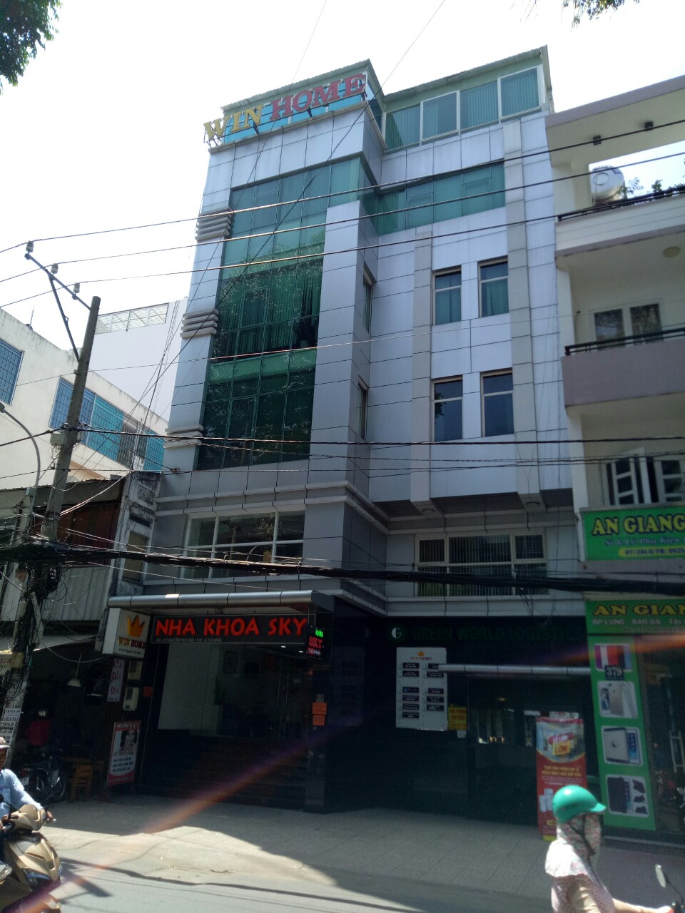 Văn phòng 377 đườngNguyễn Thái Bình, quận tân bình. 20m - 45m - 65m
