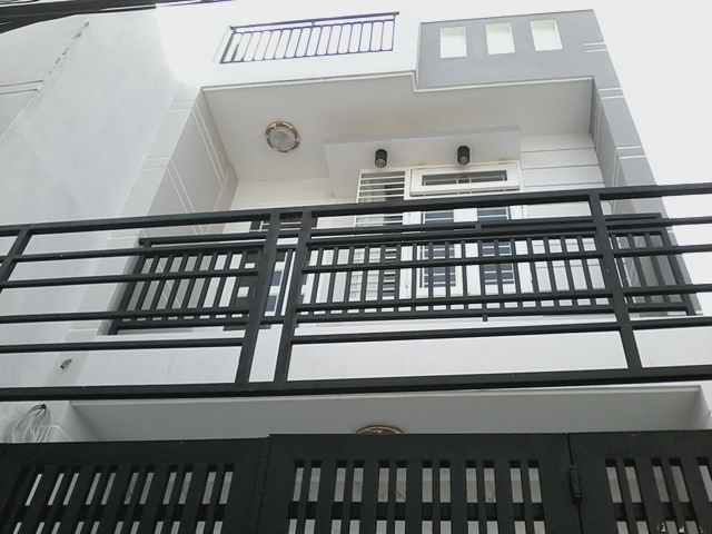 Cho thuê nhà mặt phố tại Phố Quang Trung, Gò Vấp, Tp.HCM diện tích 16*30m2, 1 lầu giá 300 Triệu/tháng