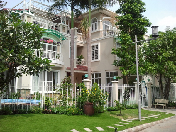 Nhà mới sửa lại mới 100% cần cho thuê gấp biệt thự Mỹ Giang, Phú Mỹ Hưng, quận 7 giá 29.5 trr/th.