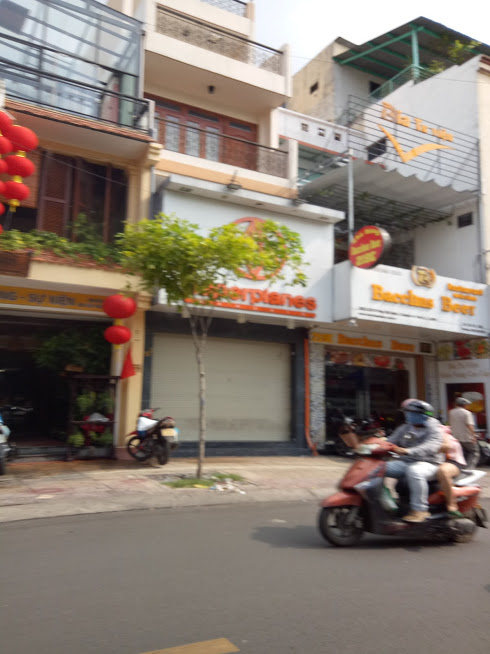 Cho thuê nhà mặt phố tại Đường Nguyễn Thị Minh Khai, Quận 1, Tp.HCM diện tích 6*18m2 trệt+2lau giá 80 Triệu/tháng