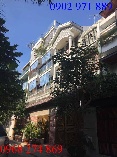 Cho thuê Villa cao cấp giá rẻ ở  P. Thảo Điền, Q2  giá 4200$/ tháng 