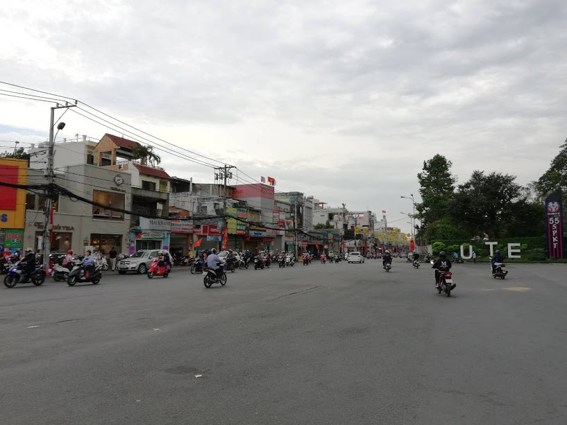 Cho thuê nhà mặt phố tại Đường Võ Văn Ngân, Phường Bình Thọ, Thủ Đức, Tp.HCM diện tích 400m2  giá 180 Triệu/tháng