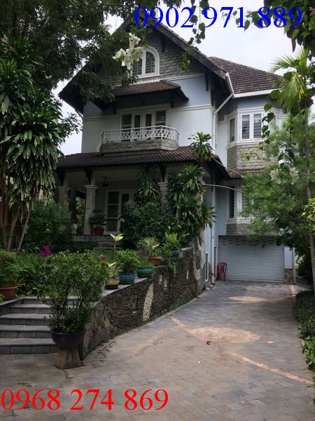 Cần Cho thuê Villa cao cấp giá rẻ  ở  P.Thảo Điền , Q2  giá 4500$/tháng 