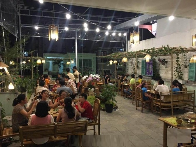 Cần sang Nhà hàng mới - không gian đẹp đường Hoàng Việt, Phường 04, Quận Tân Bình.