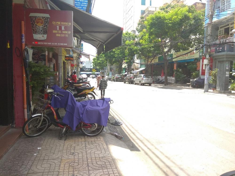 Cho thuê mặt bằng mặt tiền Nguyễn Thiện Thuật, phường 11, quận 3, gần cao ốc văn phòng, chợ.