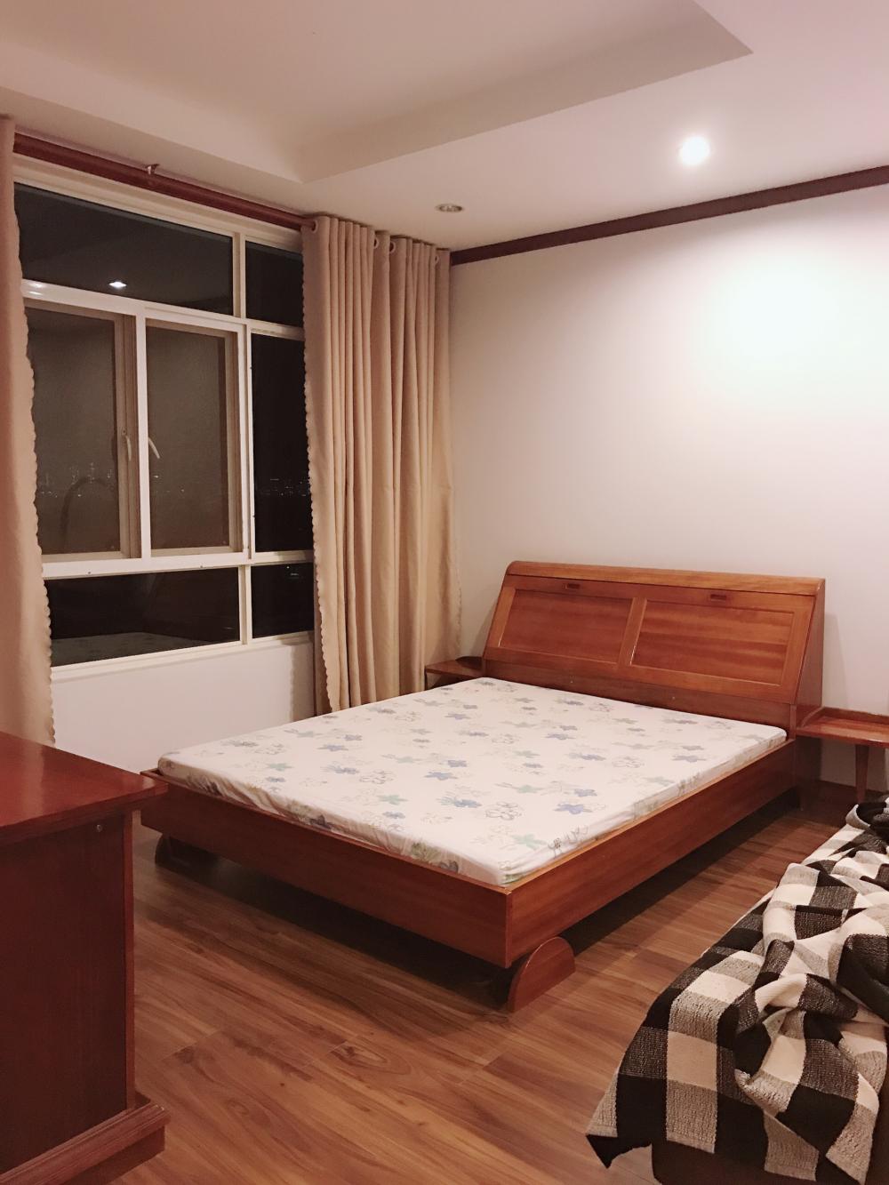Cho thuê căn hộ Phú Hoàng Anh, 88m2, 2 PN, 2WC (y hình) nội thất cao cấp, giá 11tr/tháng LH:0948393635