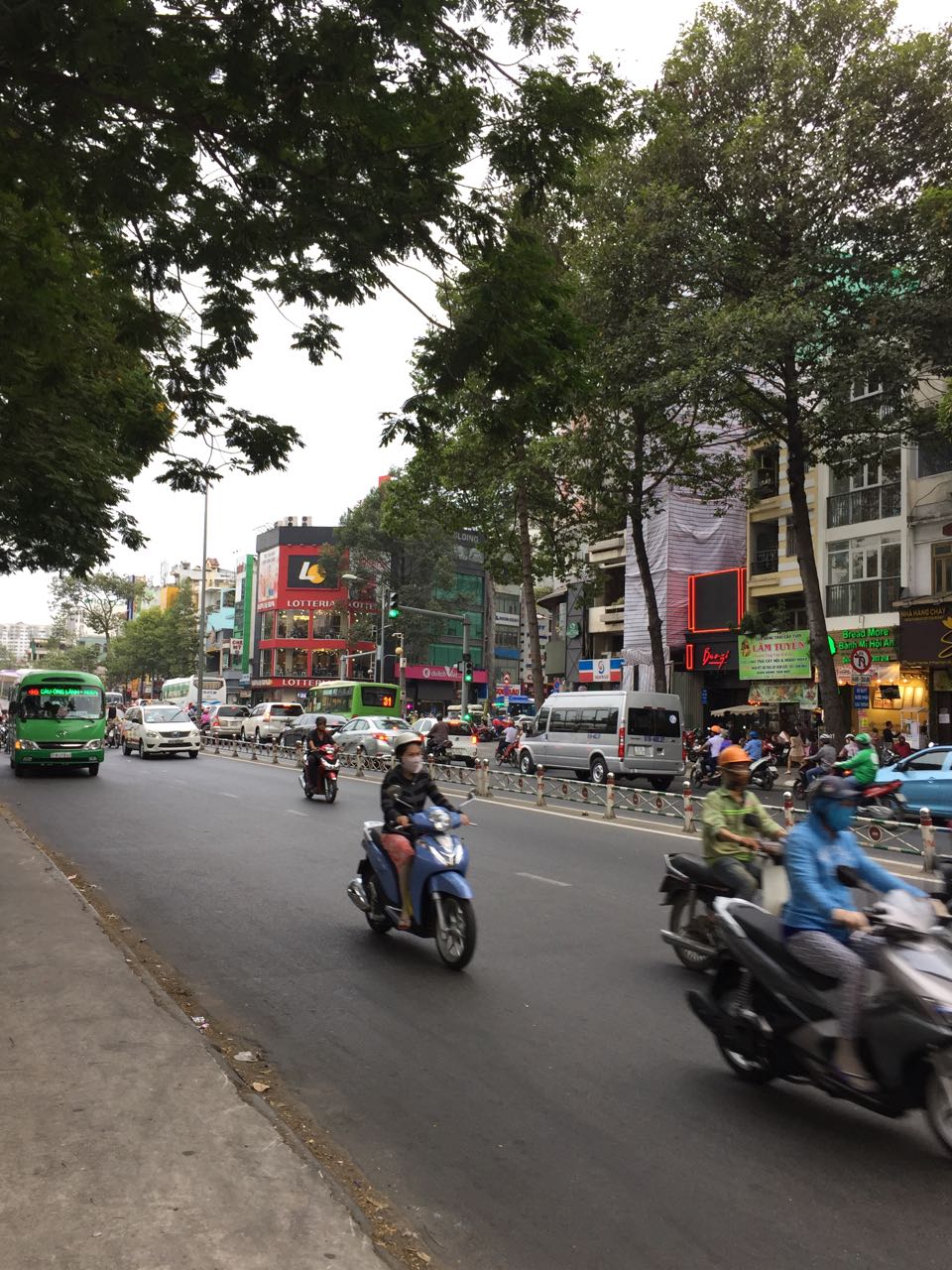 Cho thuê nhà mặt phố tại Đường Nguyễn Thái Học, Quận 1, Tp.HCM