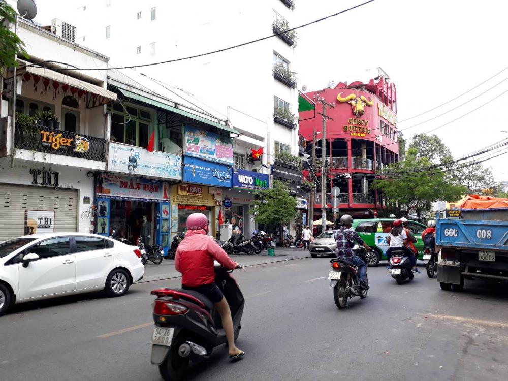 Cho thuê nhà mặt phố hẻm tại đường Đề Thám, Quận 1, Hồ Chí Minh