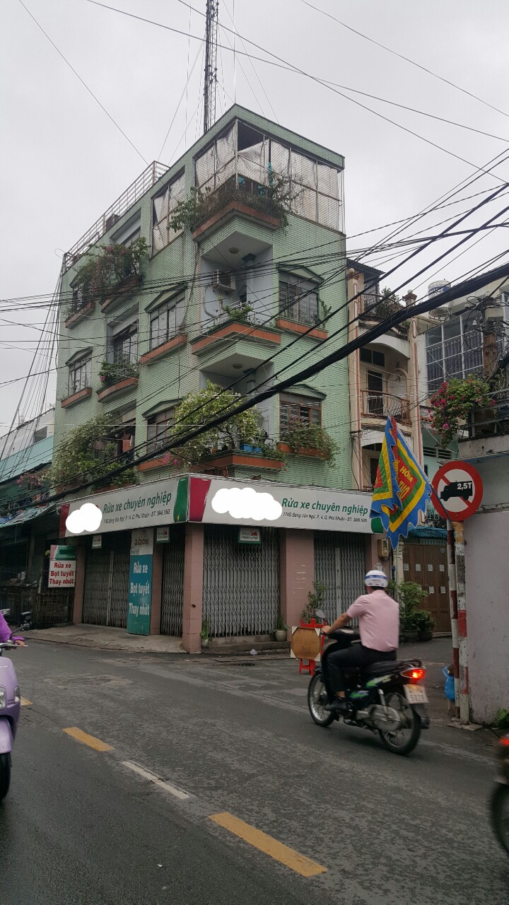 Cho thuê nhà 2MT phố tại đường Đặng Văn Ngữ, Phú Nhuận, Hồ Chí Minh. DTSD 315m2, giá 65 tr/th