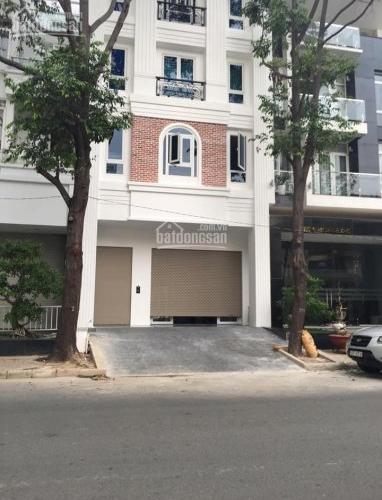 Cho thuê nhà phố Him Lam Kênh Tẻ, quận 7, DT 5x20m, MT D1 (35m), giá 50tr/th LH 0906651377 Cương