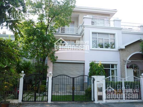 Cần cho thuê gấp biệt thự căn góc tại trung tâm Phú Mỹ Hưng, quận 7