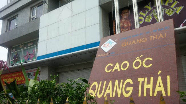 Cho thuê căn hộ cao ốc Quang Thái, DT 63m2, giá 7tr/th. LH: 0934513961
