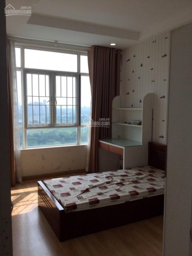 Cần cho thuê căn hộ Phú Hoàng Anh, 3 PN, 129m2, view hồ bơi cực mát, giá 13 triệu/tháng LH:0948393635