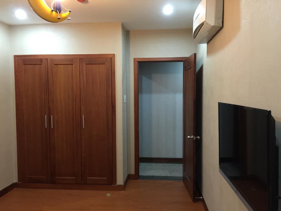 Cho thuê gấp căn hộ Giai Việt 2PN, 3PN, full nội thất, giá rẻ. LH 0907595239