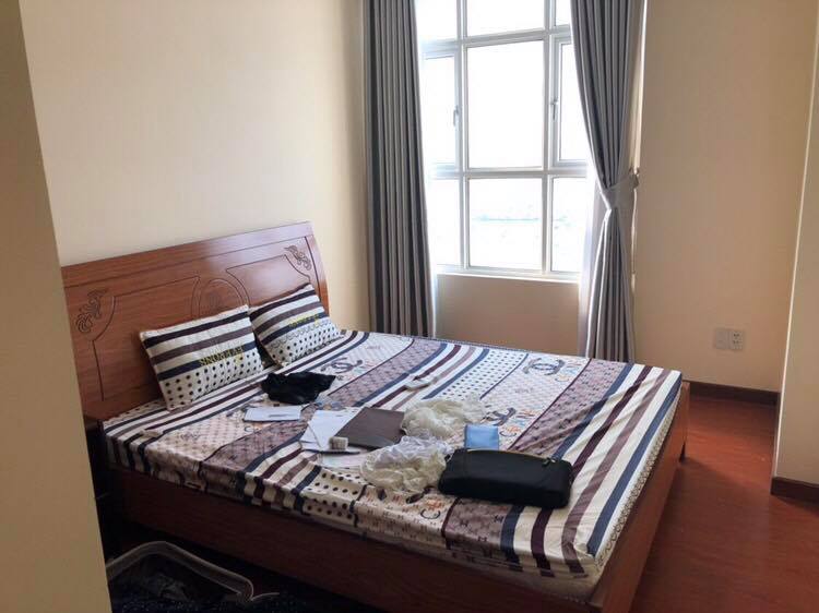 Cho thuê phòng trọ trong căn hộ Phú Hoàng Anh, Nguyễn Hữu Thọ giá 4 triệu/phòng LH:0948393635