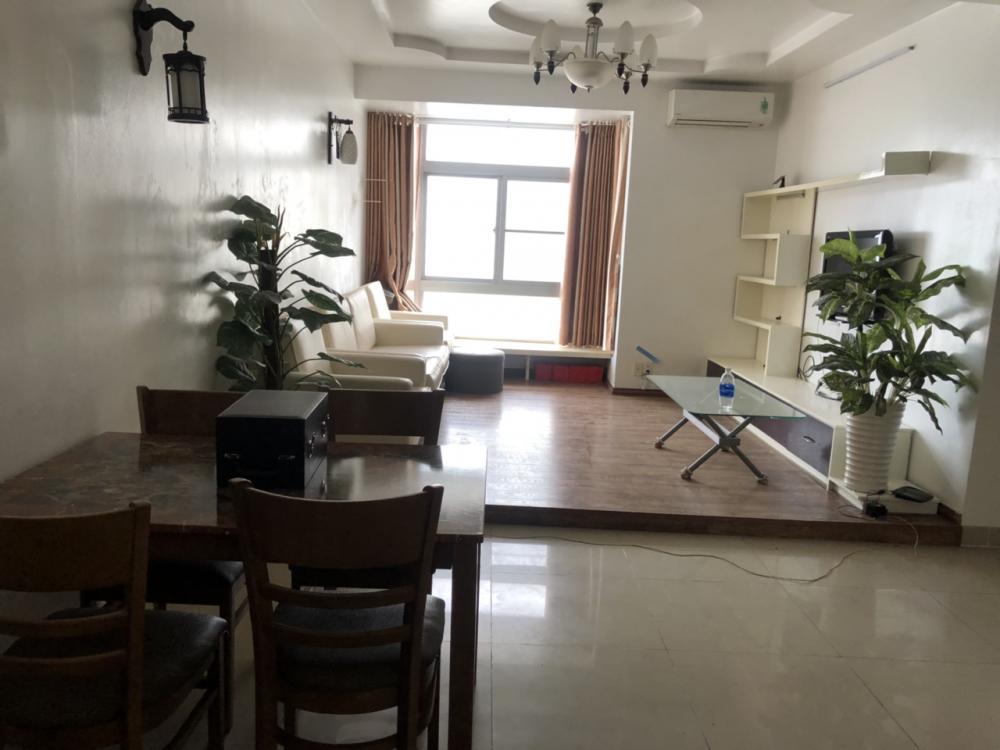 Cho thuê gấp căn hộ Sky Garden II nằm ngay KĐT Phú Mỹ Hưng, 2PN, 2 WC, đầy đủ nội thất. Giá tốt