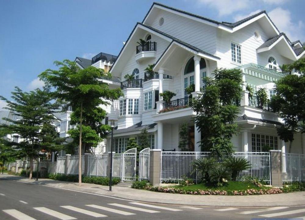 Cần tiền làm ăn nên cần bán nhà phố Nam Thông III - Phú Mỹ Hưng - Quận 7.