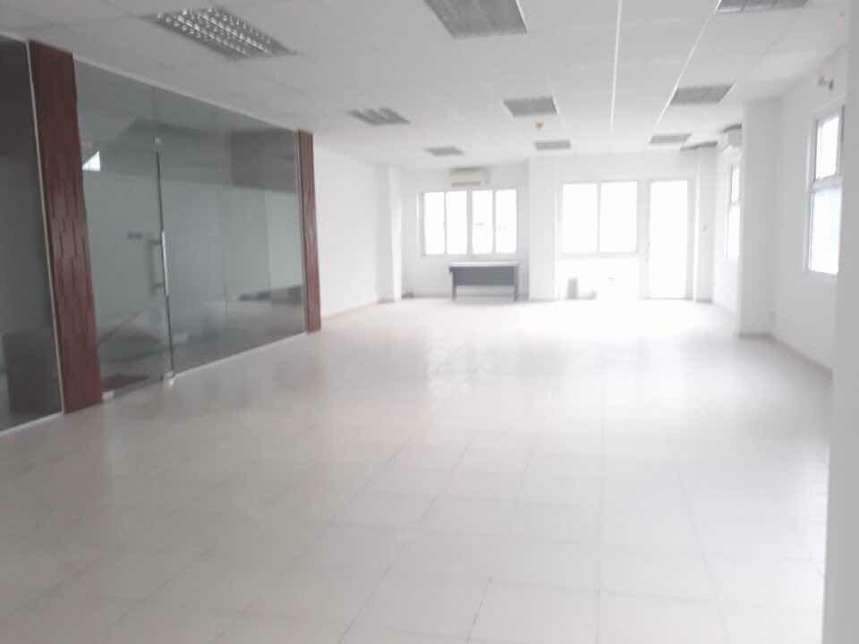 Văn phòng cho thuê số 9 Hoa Cau, Quận Phú Nhuận, bao phí quản lý