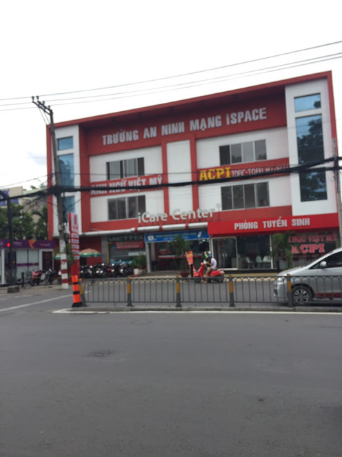 Cần cho thuê nhà góc MT số 240 Võ Văn Ngân, phường Bình Thọ, Thủ Đức