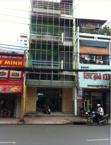 Nguyên căn mặt tiền đường Huỳnh Khương Ninh, Quận 1